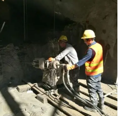 南海水下抗分散灌浆料特点 水下不分散注浆料介绍